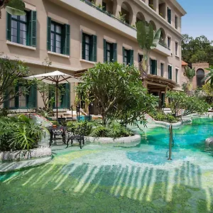 5* Отель Rosewood